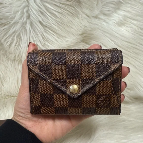 🔥S O L D BLACK FRIDAY SALE 🔥Authentic Louis Vuitton Origami Compact Wallet - Picture 3 of 16